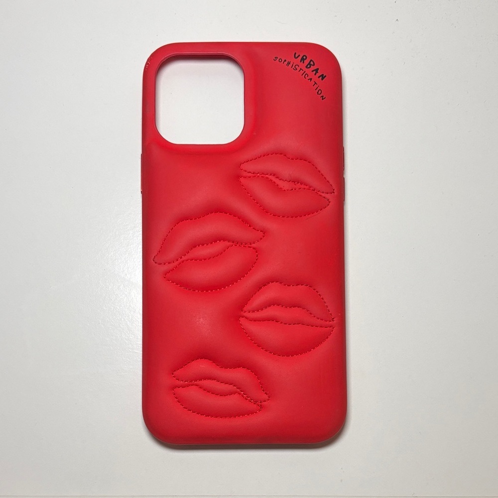 Urban Sophistication Red Lip Design Phone Case